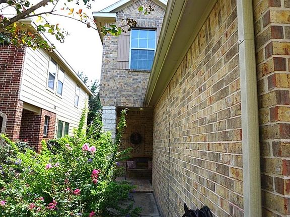 2nd image of 14534 Bergenia Dr