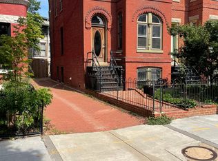 114 12th St SE #B, Washington, DC 20003