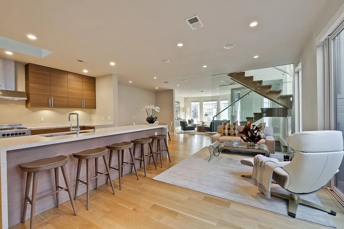 66 Rondel Pl — Photo 3