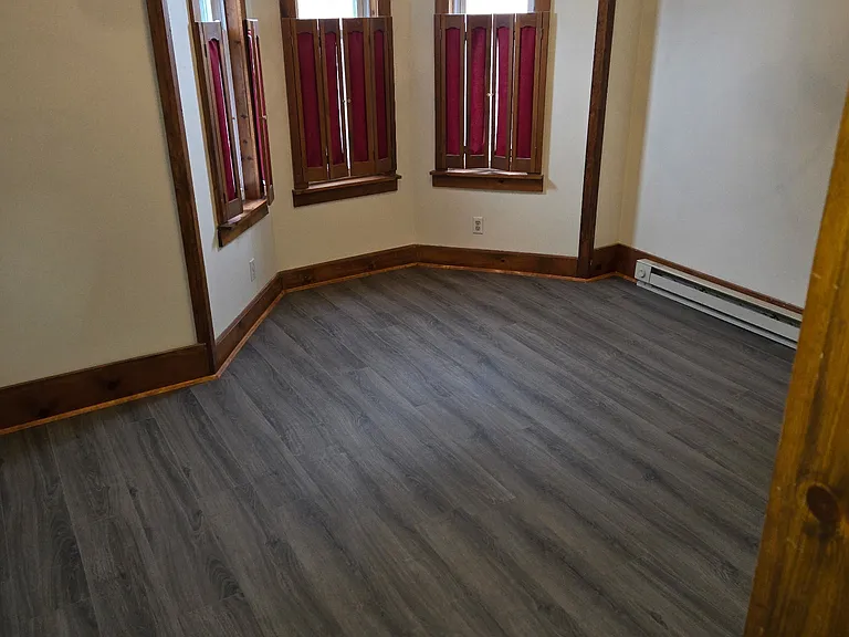 310 W High St — Photo 7