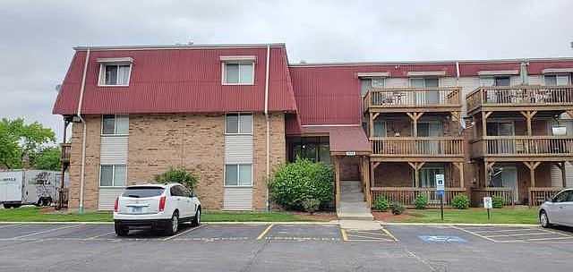 1st image of 1870 Tall Oaks Dr #31