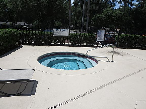 Jacuzzi at Pool