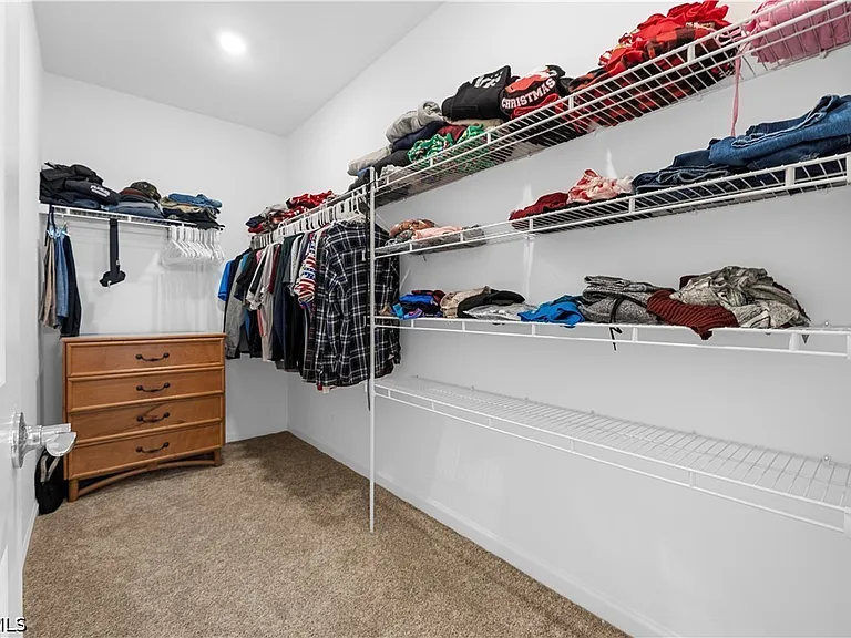 44148 Kelly Dr — Photo 23