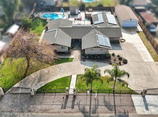 5870 E Midwick Ln, Fresno, CA 93727