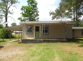 102 Forrest Lee Dr, Booneville, MS 38829