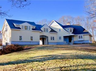 11 Donross Dr, Westerly, RI 02891