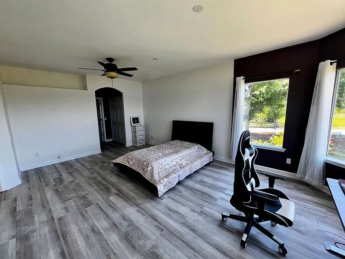 7200 Bay Club Way — Photo 21