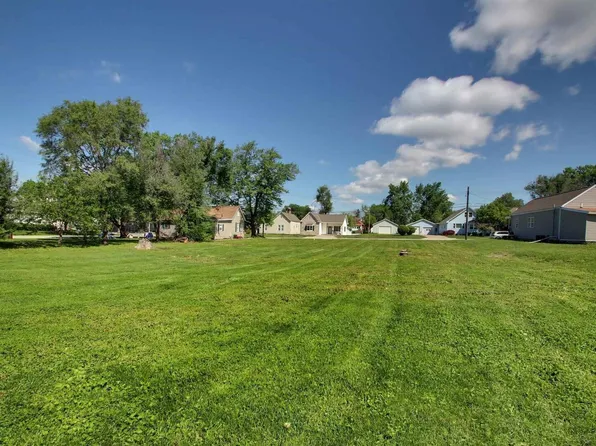 1514 Lind St, Quincy, IL 62301