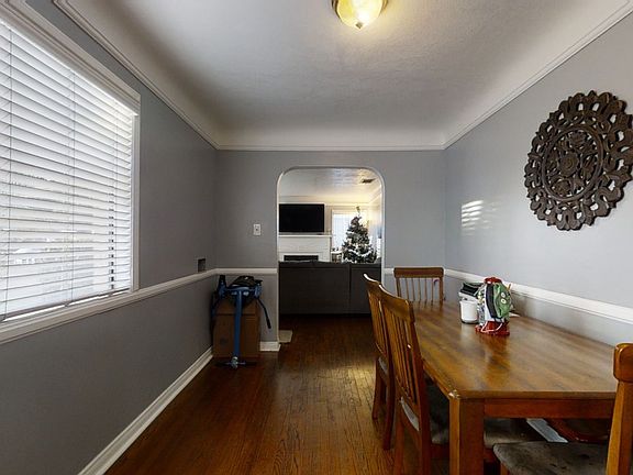 5th image of 2632 N La Vere Dr