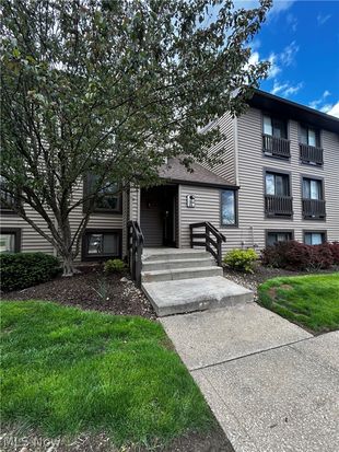 1145 Canyon View Rd APT 102, Northfield, OH 44067