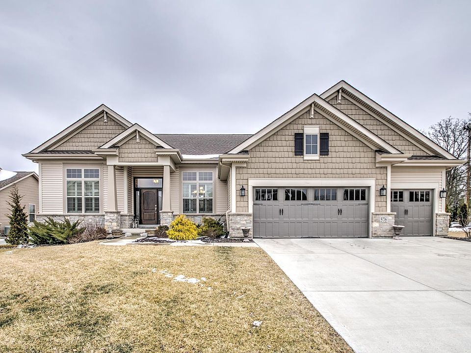 1st image of 576 Vintage Grove Ct
