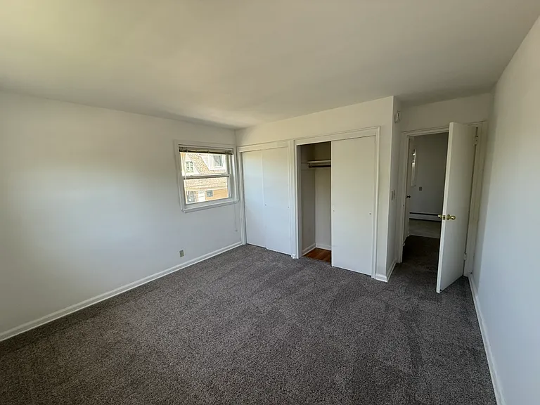10 S Henry St #3 — Photo 9