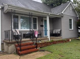 17 Wyckoff St, Deal, NJ 07723