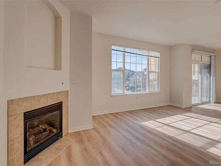 5756 N Genoa Way #12-208 — Photo 5