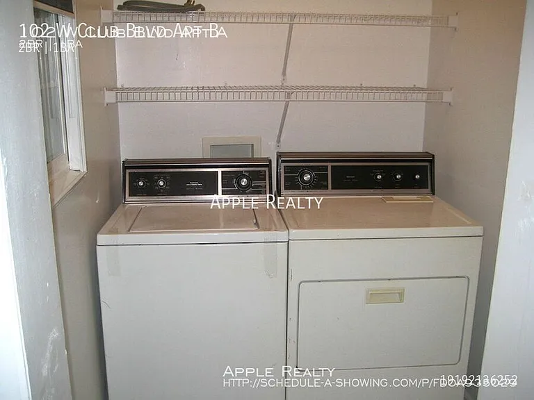 102 W Club Blvd #B — Photo 9