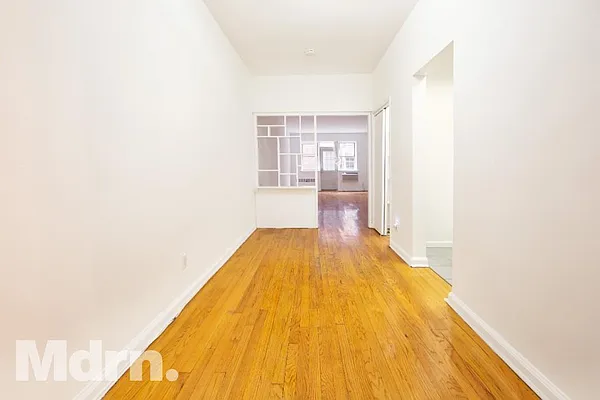 Rented by Mdrn Residential | media 20