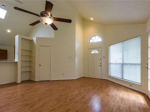 4th image of 6813 Honey Creek Ln