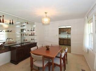 2947 Birchtree Ln, Silver Spring, MD 20906