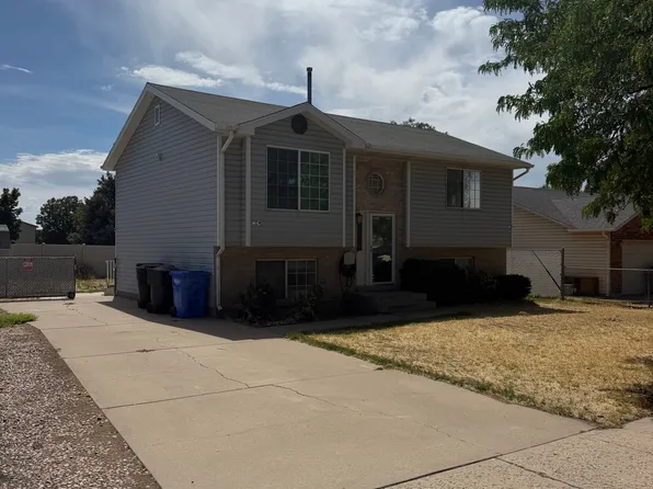 671 W 950 N, Clinton, UT 84015