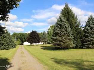 5830 Fostoria Rd, Columbiaville, MI 48421