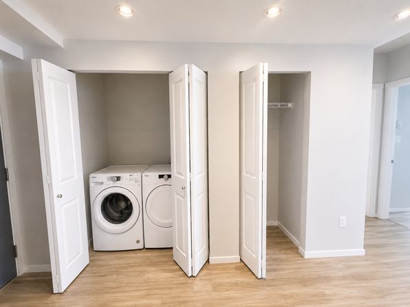 2 bedroom rental in Burnaby — photo 3