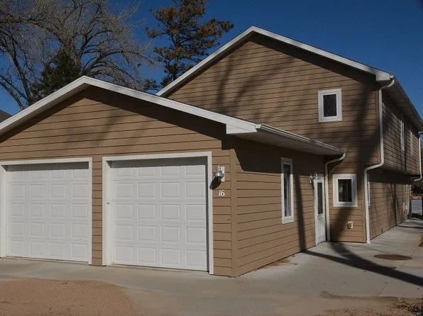 16 El Charman, Gibbon, NE 68840