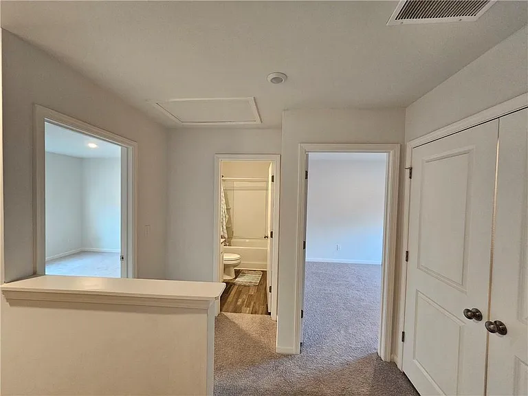 504 Pemberton St — Photo 24