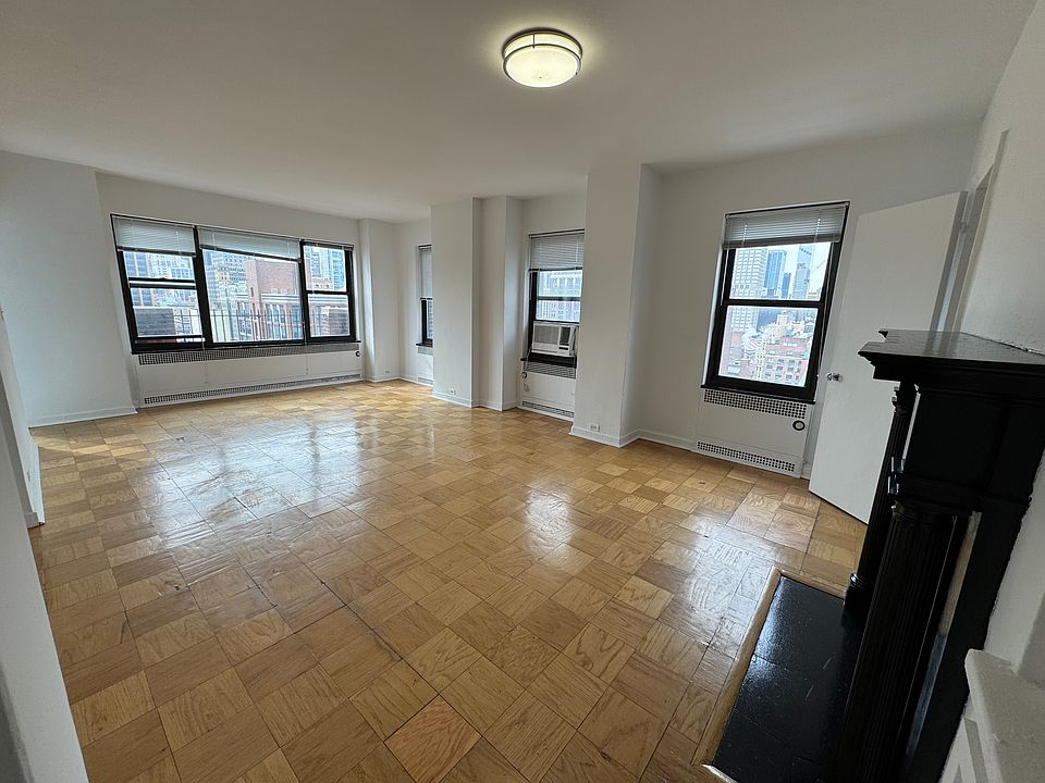 1st image of 108 E 38th St APT 2200