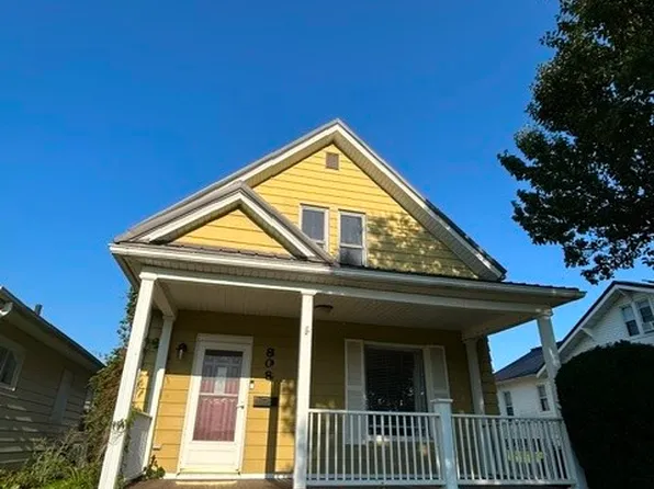 808 Harmon St, Tama, IA 52339