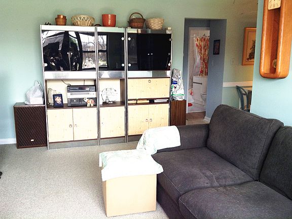 2nd image of 13635B Jewel Ave #B