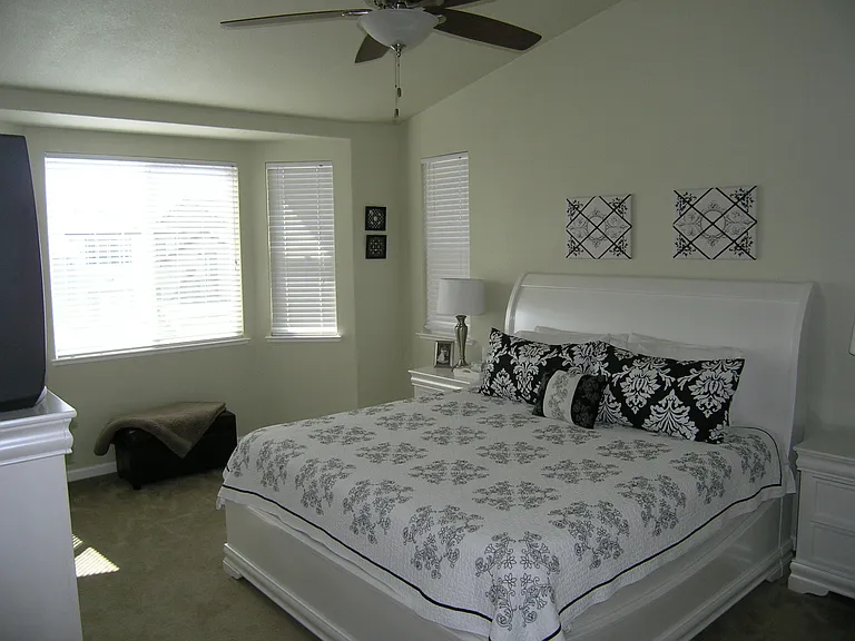 1335 Valley Glen Dr — Photo 6