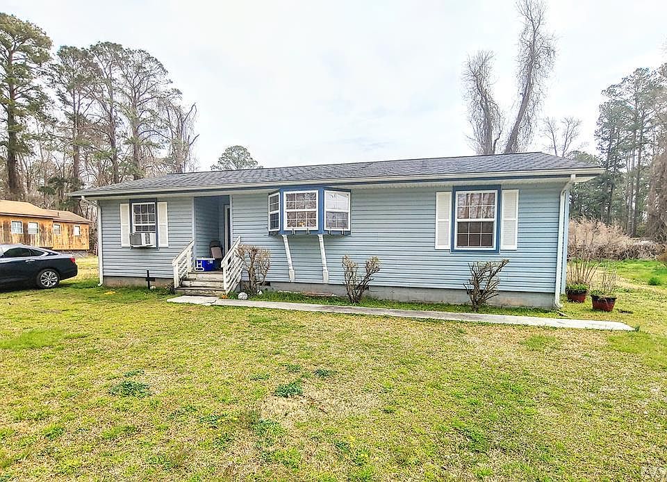 1st image of 217 Colony Dr