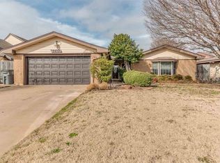6703 SW Drakestone Blvd, Lawton, OK 73505