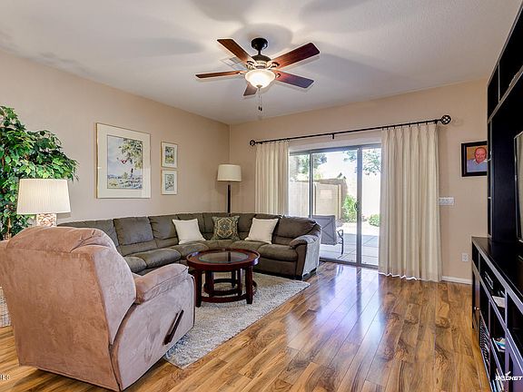 5th image of 722 N Tangerine Dr