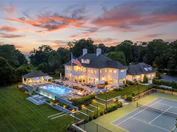 85 Nayatt Rd, Barrington, RI 02806