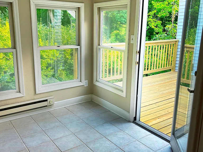 663 Hiddenwood Ct — Photo 7