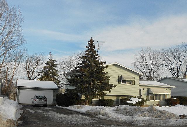1st image of 303 Hillandale Dr