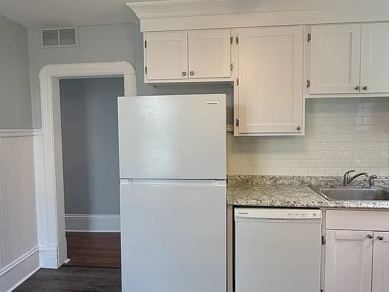 6927 Park Ave #B — Photo 7