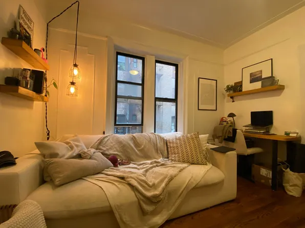 374 South Fifth Street image 1 of 6