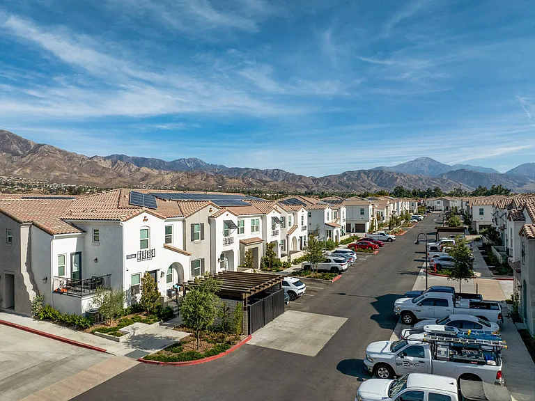 San Carlo Townhomes — Photo 13