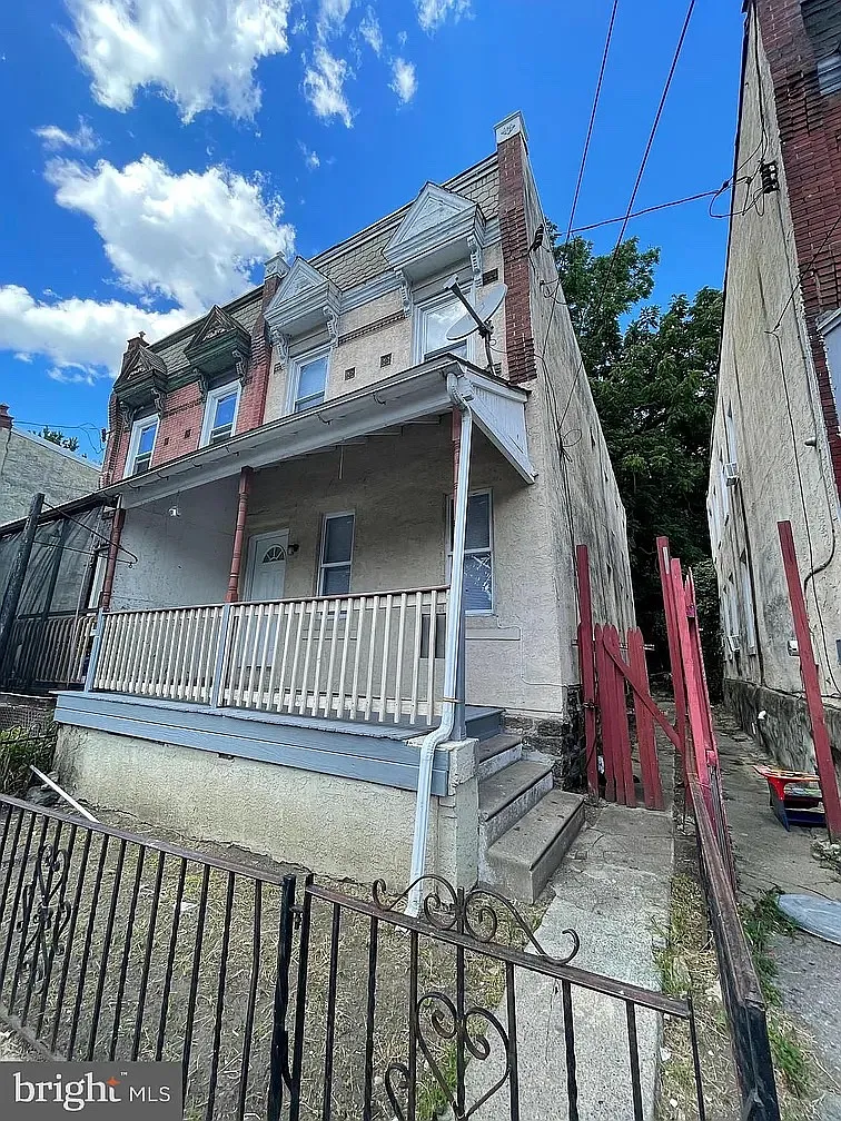3 bed, 1464 sqft, $1,800 — Photo 2