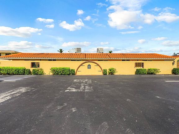 2nd image of 103 Teryl Rd