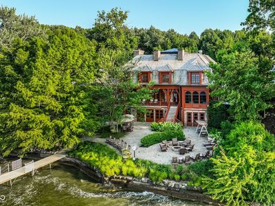 944 S Shore Dr, Culver, IN, 46511