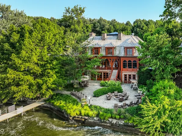 944 S Shore Dr, Culver, IN 46511