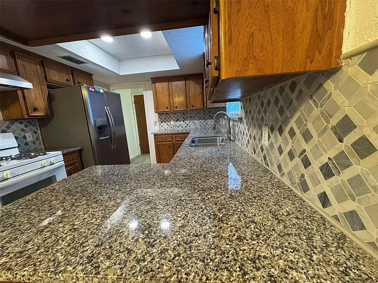12325 Double Tree Ln — Photo 9