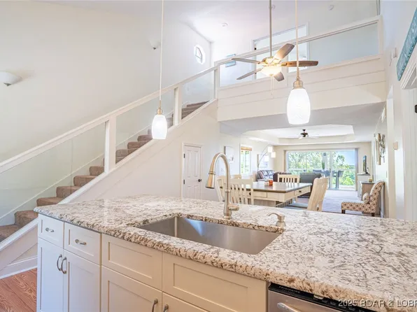4066 Horseshoe Bend Pkwy #3A, Lake Ozark, MO 65049