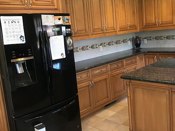 4th image of 1657 Salisbury Dr #1