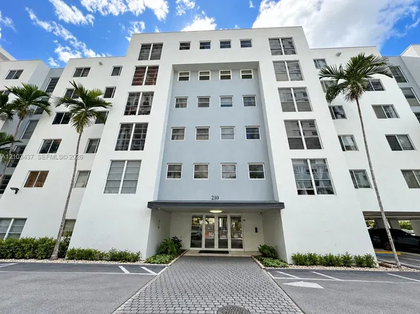 210 SW 11th St, Miami, FL