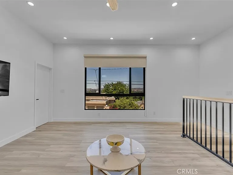 5046 Cerrillos Dr — Photo 22