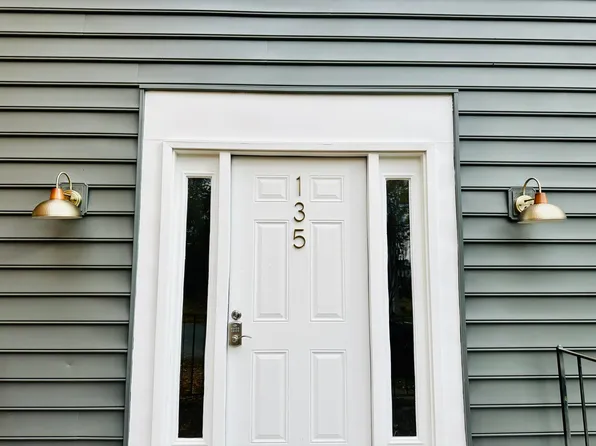 135 E Walnut St, Danville, KY 40422